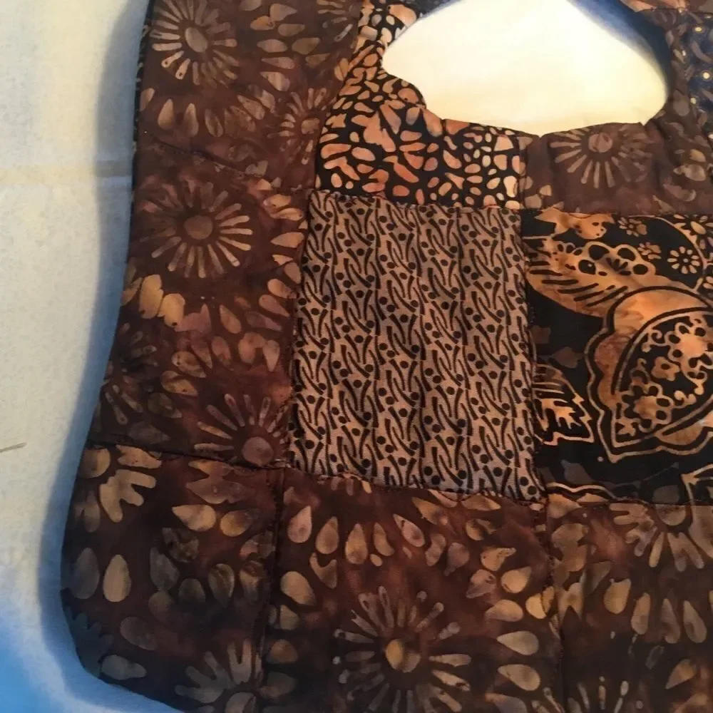 3/$25 or $12 ea. NWT Handmade Quilted Reversible Baby Bib.
